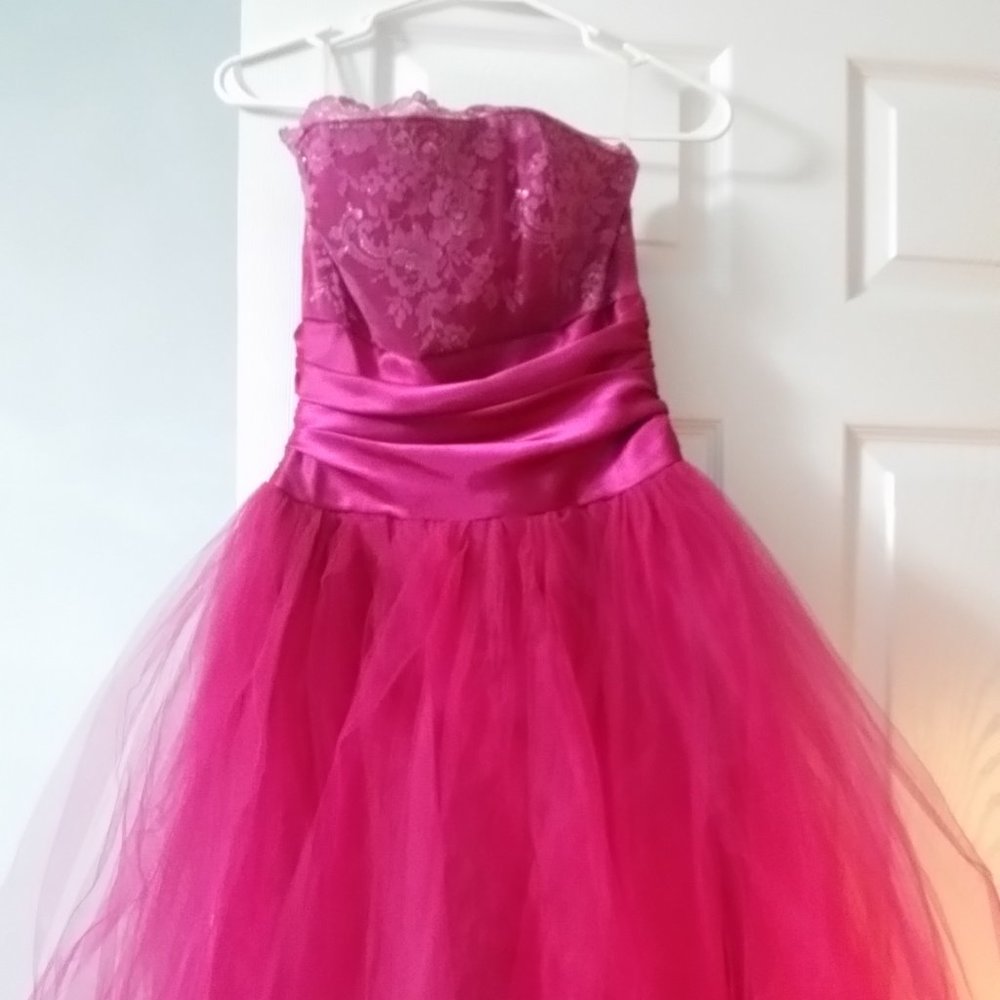Juniors Prom/Homecoming dress. Pink Size 5/6